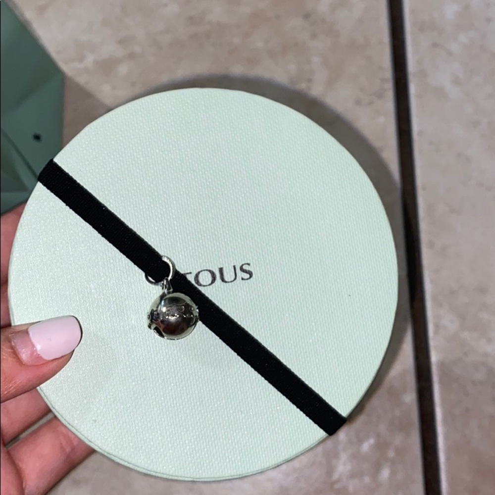 Tous
